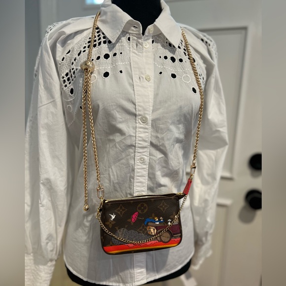 LOUIS VUITTON ANIMATION POUCH Bag 🔥Limited Edition 🔥crossbody bag - Picture 16 of 16